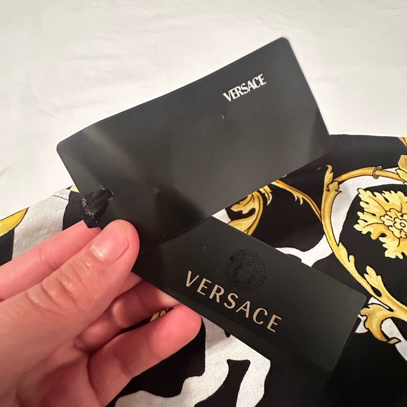 Versace men’s shirt medium - Picture 3 of 4